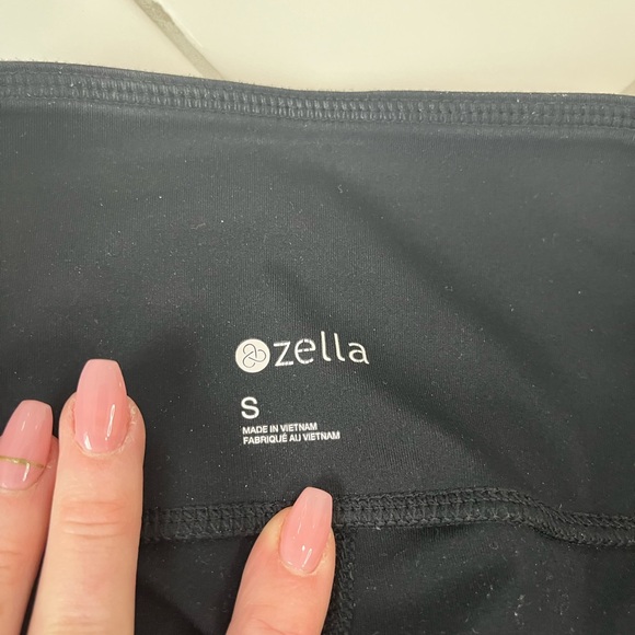 Zella Crop Black Leggings - Picture 2 of 5